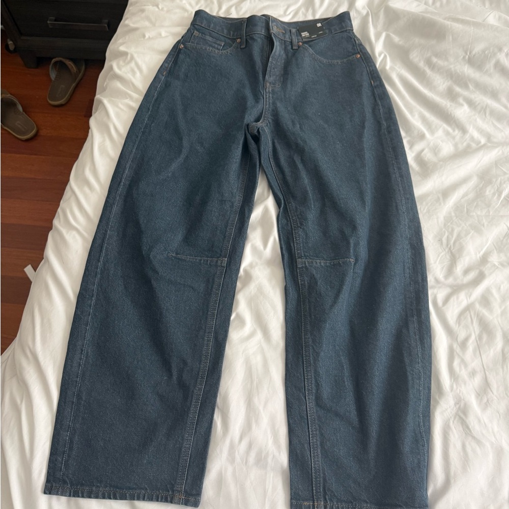 Express Women’s Mid Rise Medium Wash Barrel Jeans